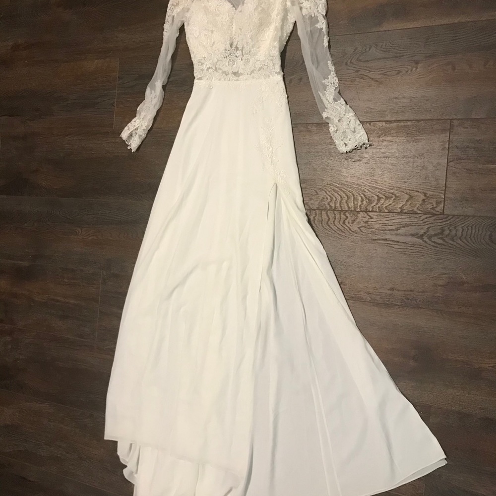 Wedding dress